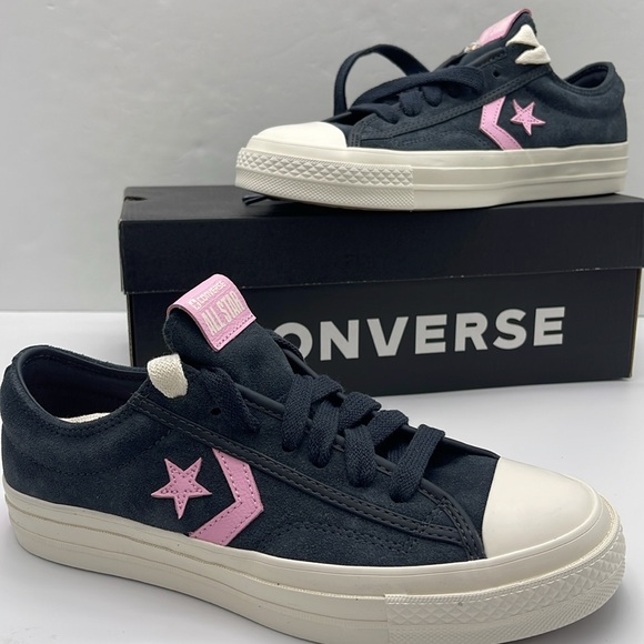 Converse WMNS Sneakers A12474C
STAR PLAYER 76 OX
SHADOW WOODS/EGRET/TONGUE TIED - Picture 14 of 16
